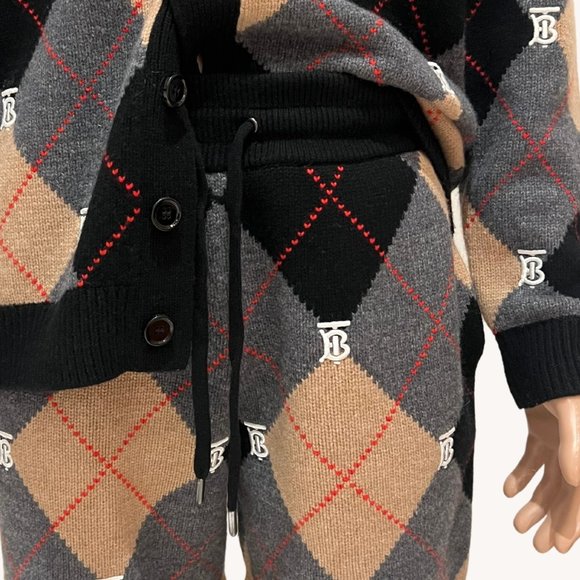 BURBERRY ACKERMAN ARGYLE SHORTS - Picture 4 of 4